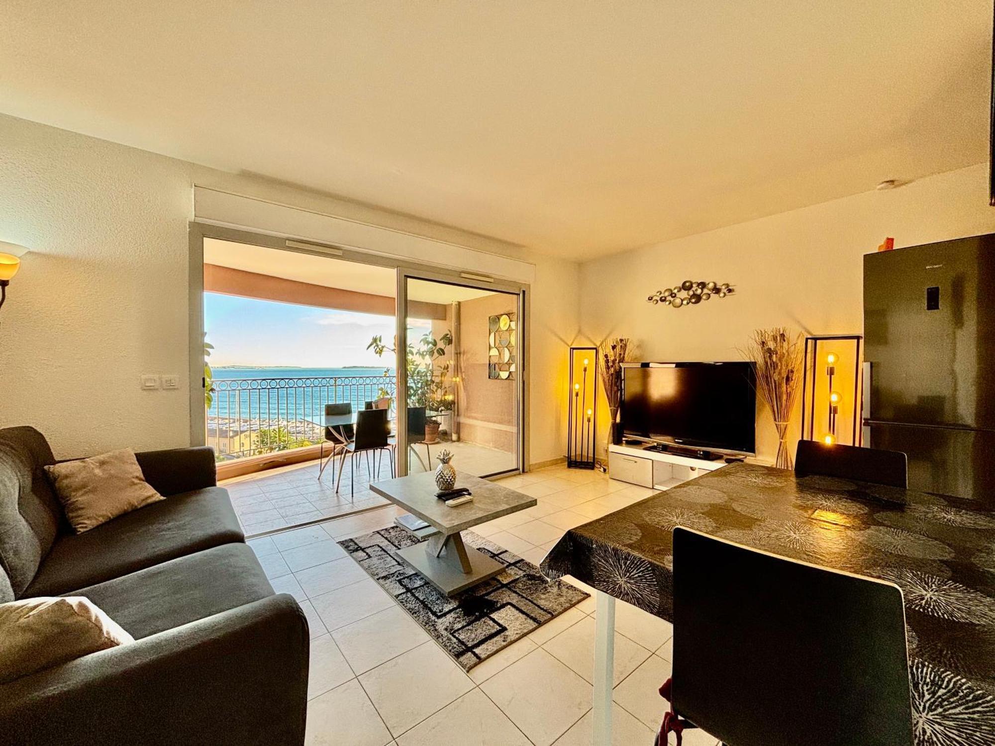 Superbe 3 Pieces Sur La Baie De Theoule Apartment Exterior photo