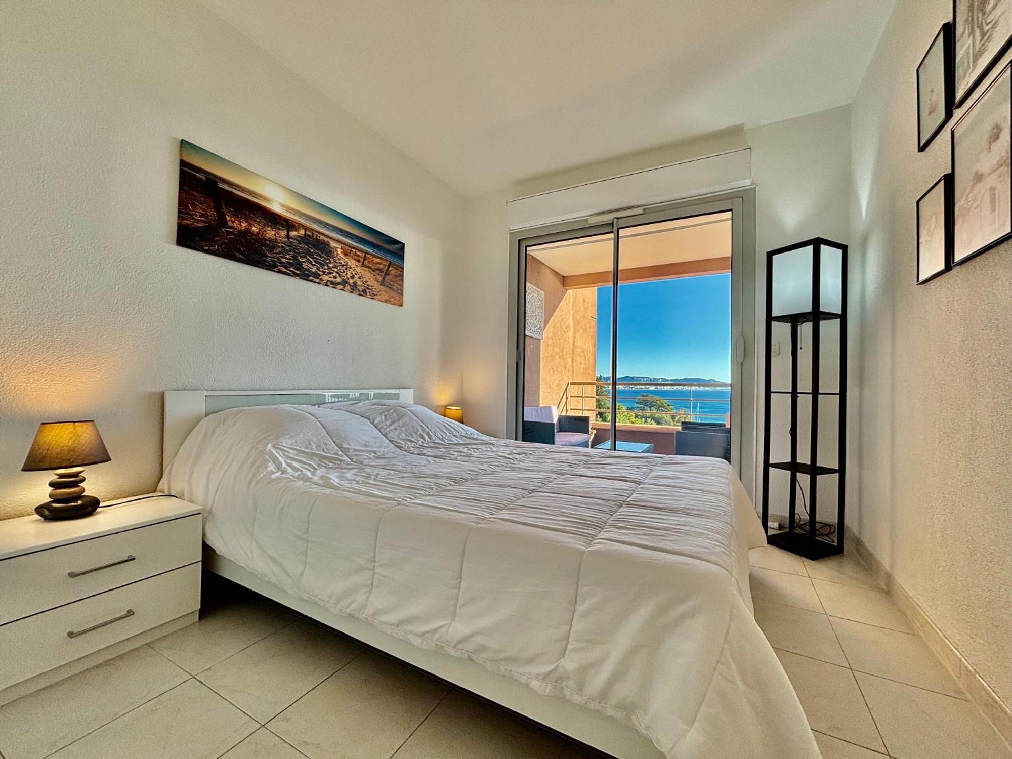 Superbe 3 Pieces Sur La Baie De Theoule Apartment Exterior photo