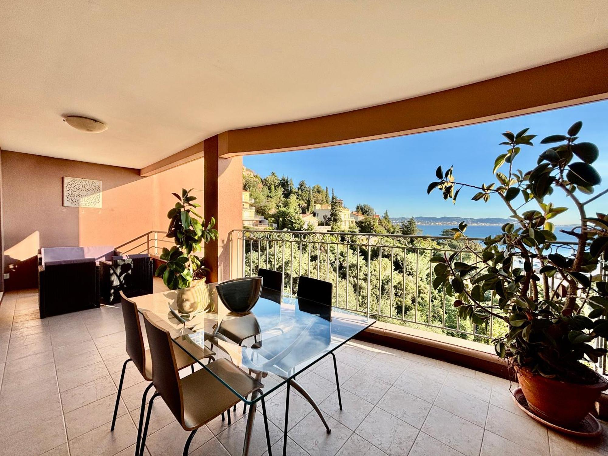Superbe 3 Pieces Sur La Baie De Theoule Apartment Exterior photo